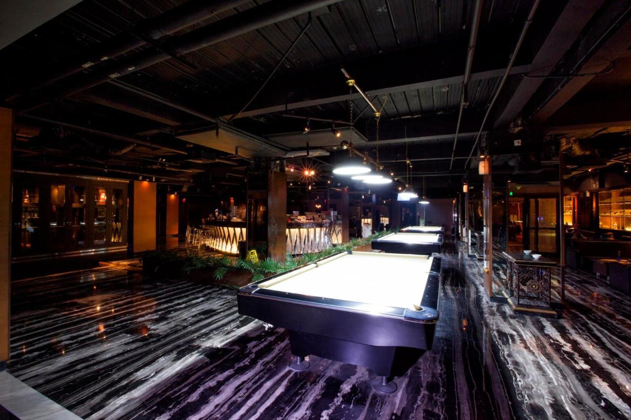 108 Hotel By Him Jakarta Exterior photo